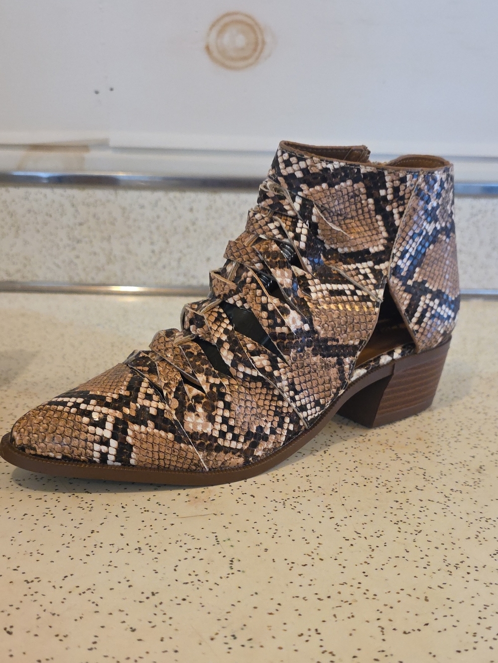 Qupid Snake-Print Faux Leather Cutout Ankle Side Zip Bootie Taupe Brown Black‎ 7